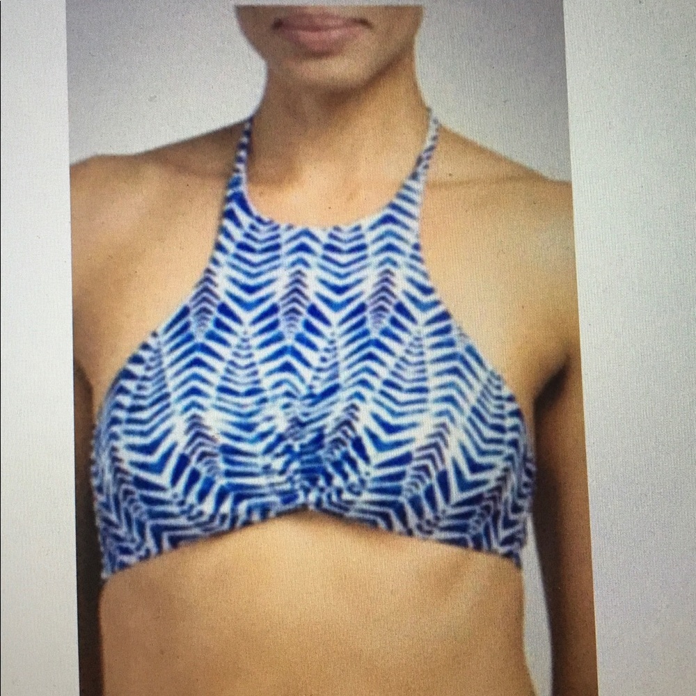 Beach Riot Halter Bikini - Picture 2 of 7